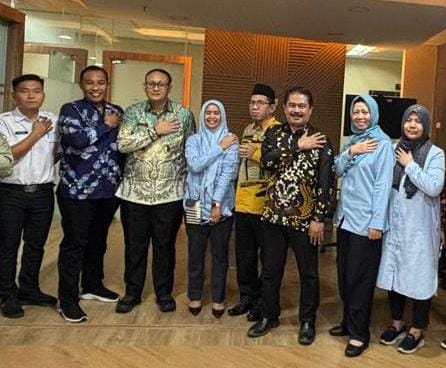 Wakil Bupati Serfi Kambey Gelar Audiensi dengan Dirjen Kementerian Kesehatan RI - Global Rakyat